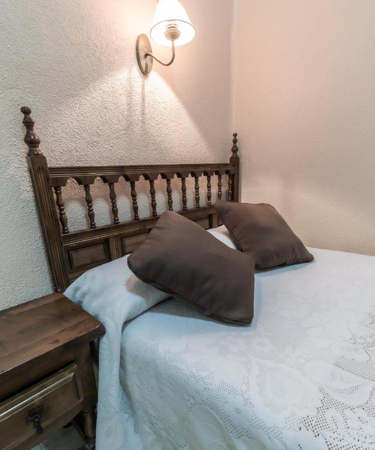 Pension Virginia By Vivere Stays Salamanca Exterior foto